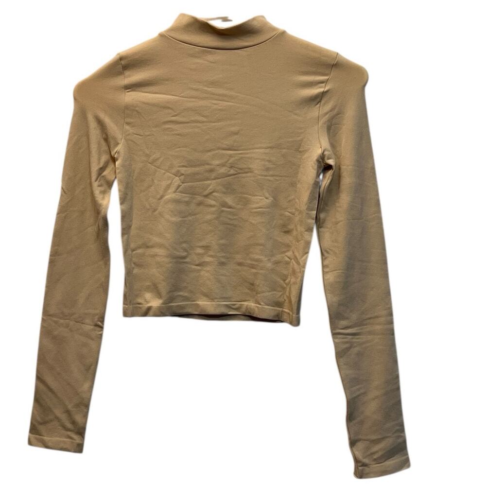 ANWND Womens  Long Sleeve Shirt Sweater  Size Small / Medium  Color Tan Soft